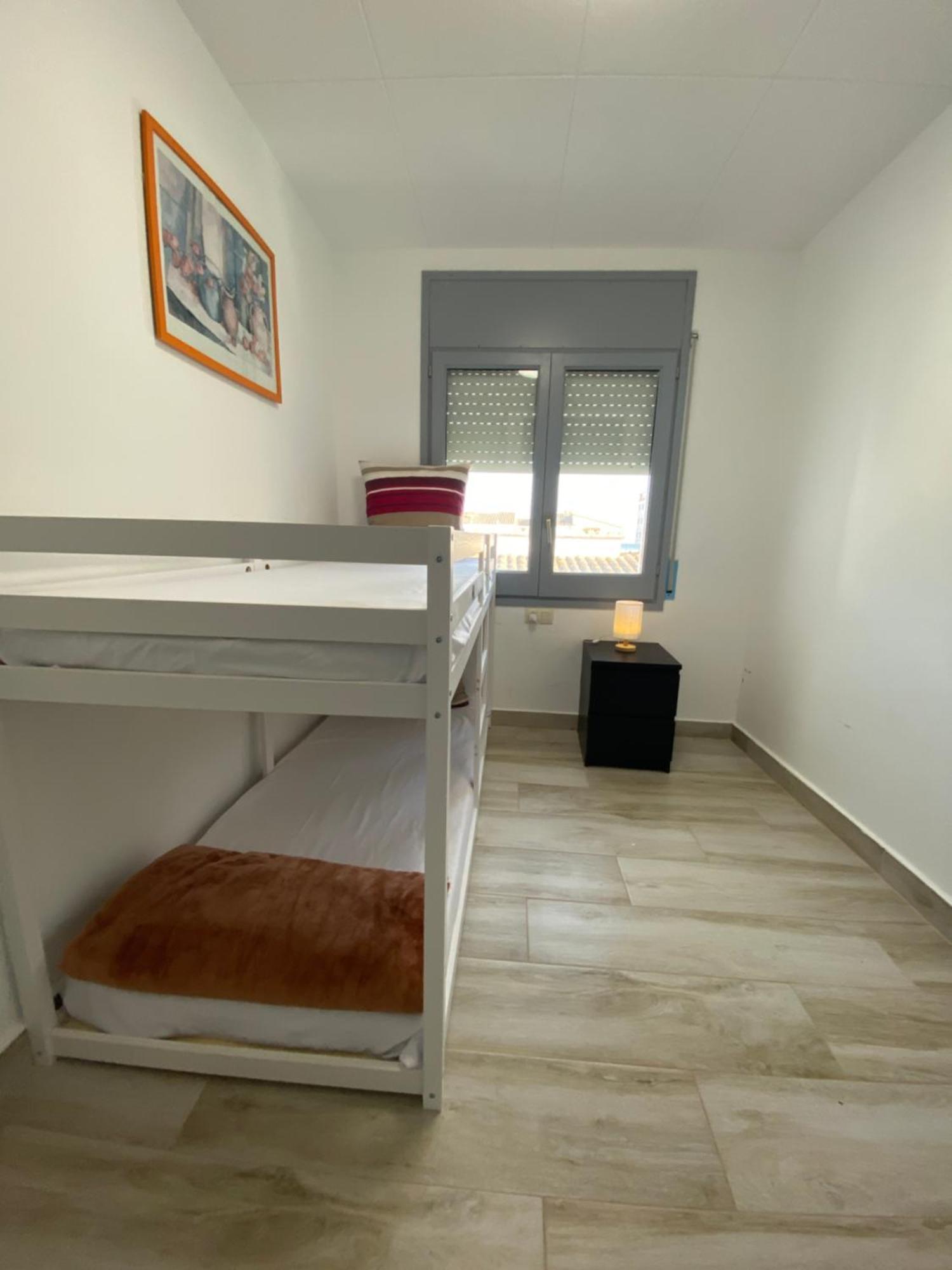 Sol Playa Piscina Apartment เอมปูเรียบราบา ภายนอก รูปภาพ